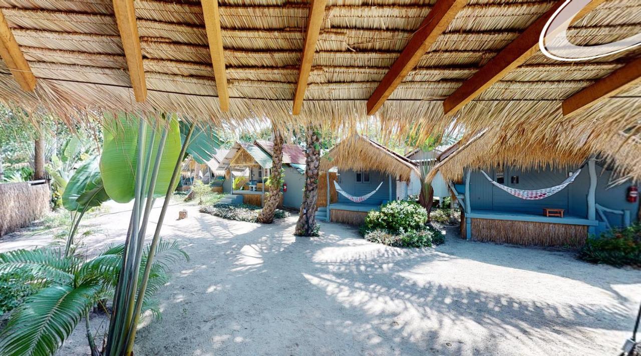 Sea Love Beach Bar & Bungalows Ban Tai Exterior photo