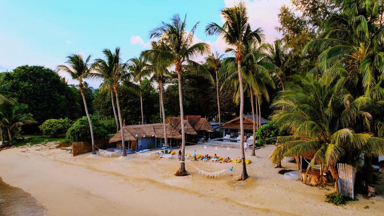 Sea Love Beach Bar & Bungalows Ban Tai Exterior photo