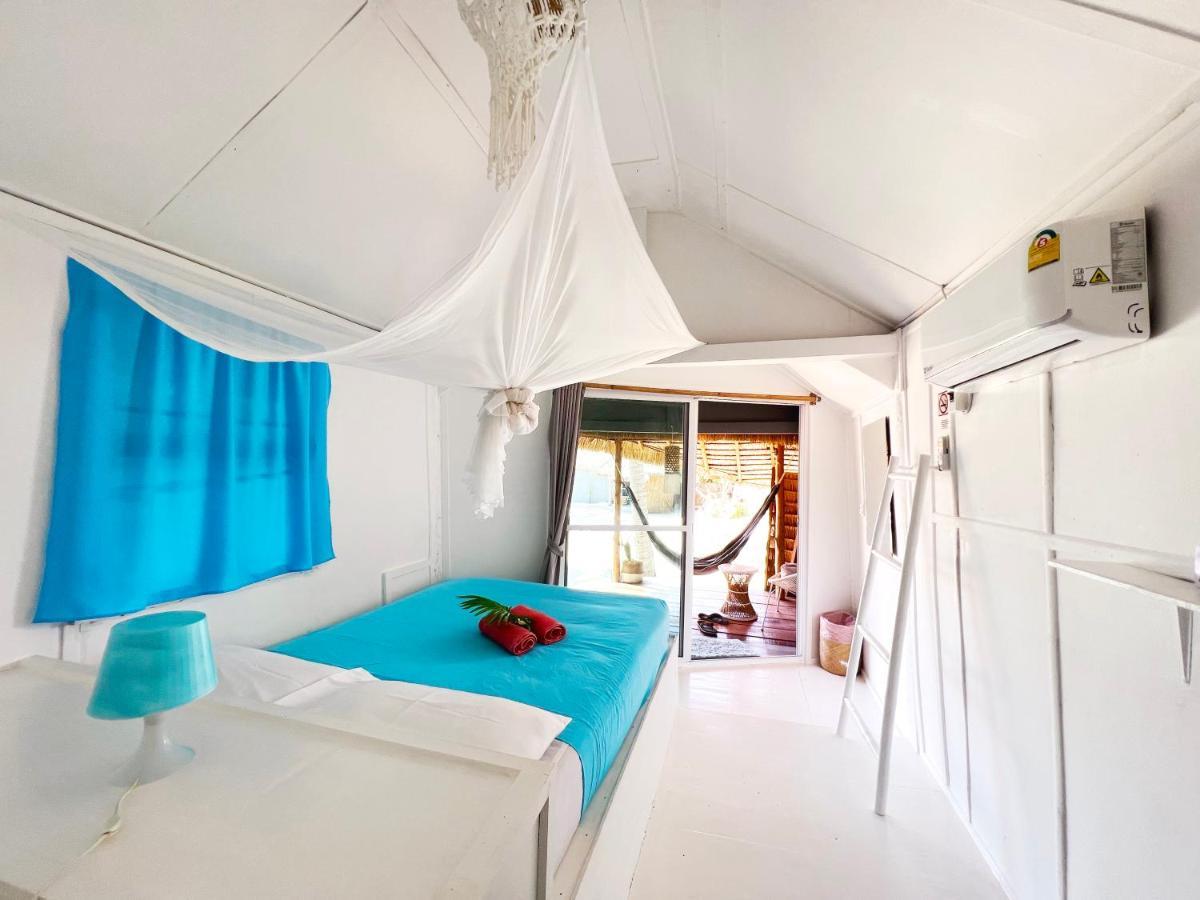 Sea Love Beach Bar & Bungalows Ban Tai Exterior photo