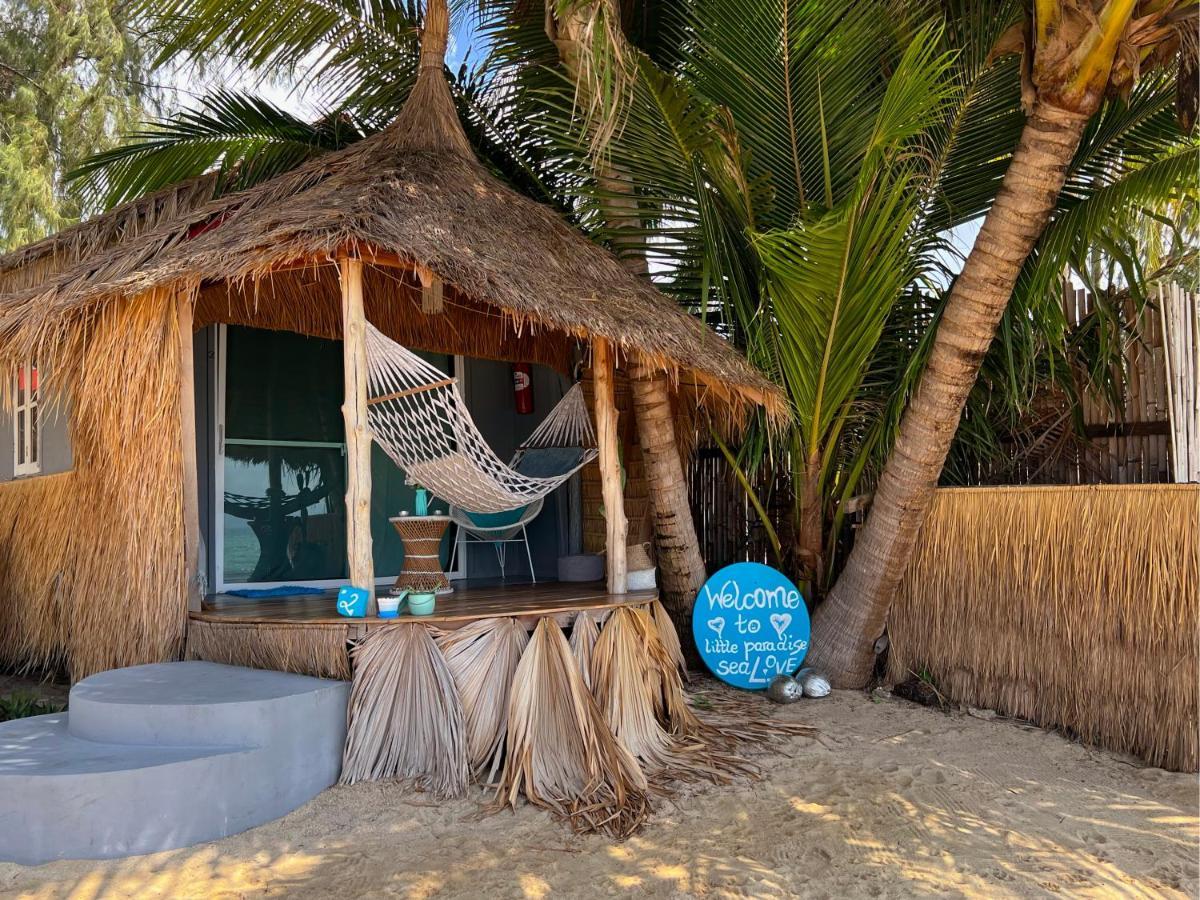 Sea Love Beach Bar & Bungalows Ban Tai Exterior photo